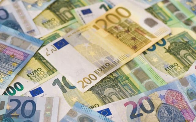 dochód w euro